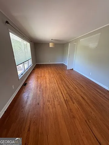 3 bed, 4.0 bath, 1742 sqft, $2,000 — Photo 2
