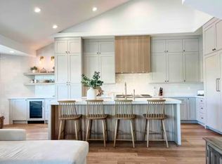 2128 E Catamaran Dr, Gilbert, AZ 85234