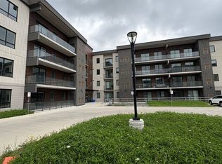 7549A Kalar Rd #417, Niagara Falls, ON L2H 0T4