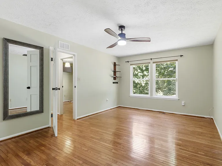 8818 Blue Sea Dr — Photo 15