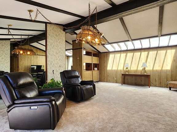 5th image of 2896 Moss Hollow Dr #2896