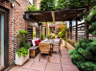 230 E 73rd St, New York, NY 10021