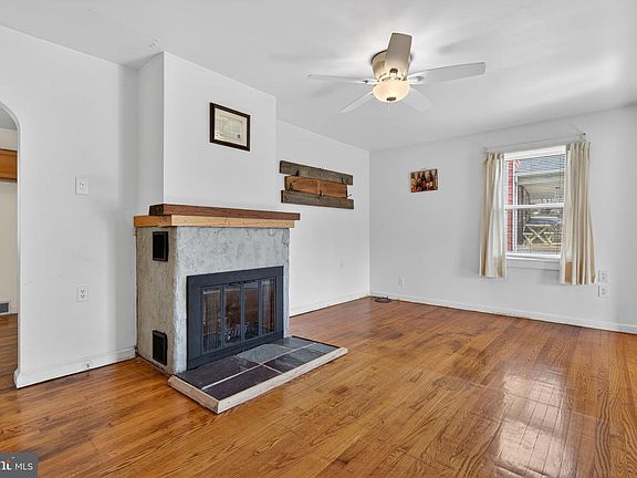 5th image of 3412 Old Orchard Rd