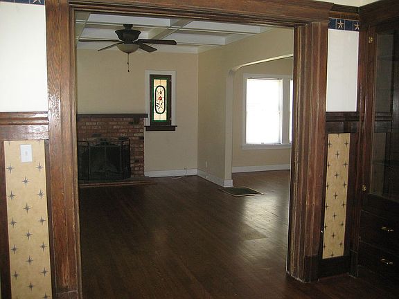 4th image of 443 N Euclid Ave