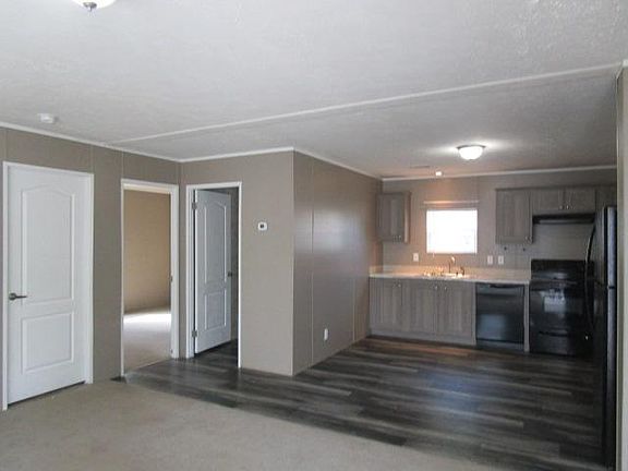 3rd image of 7030 Greenbrier Village Dr #51