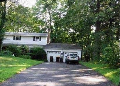 1st image of 7 Collins Ct