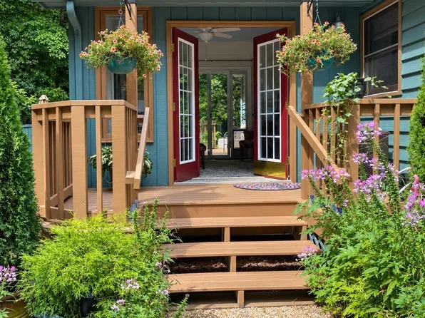 2698 Connestee Trl, Brevard, NC 28712