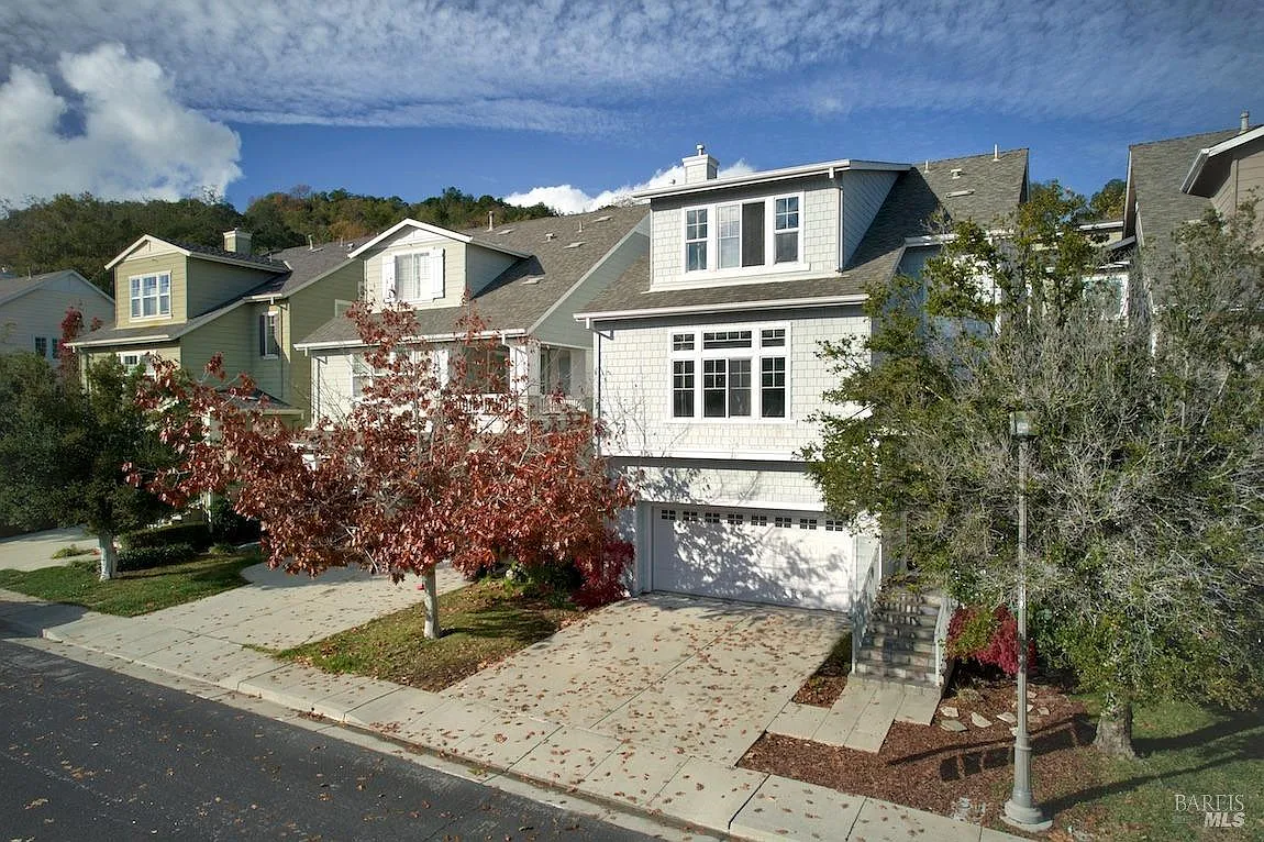 10 Rowe Ranch Drive photo 1