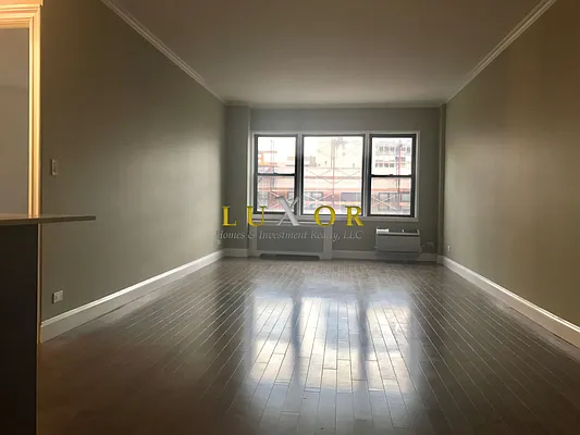 Rented by Luxor Homes & Investment Realty | media 26