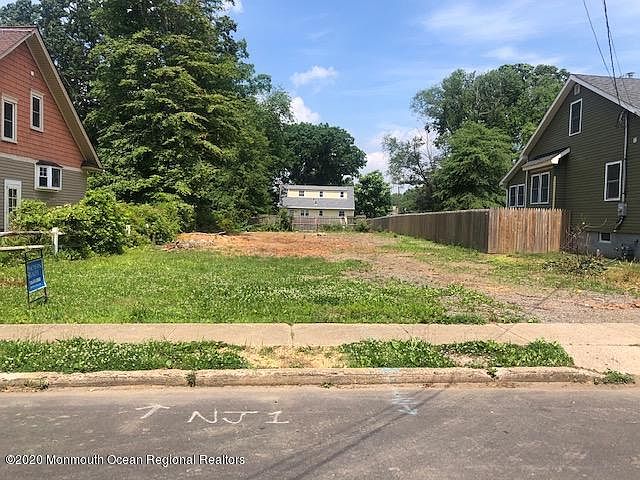1st image of 88 Woodland Ave