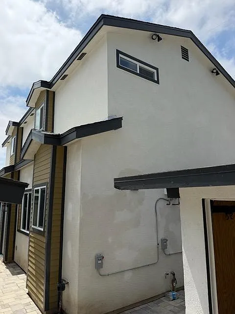 2 bed, 800 sqft, $2,800 — Photo 3