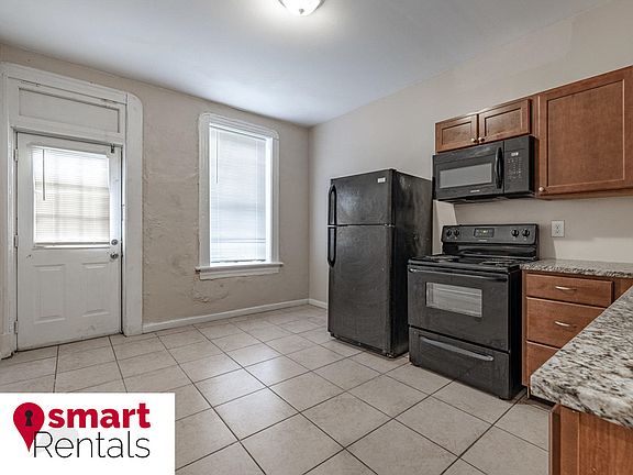 3rd image of 3452 Giles Ave #2F