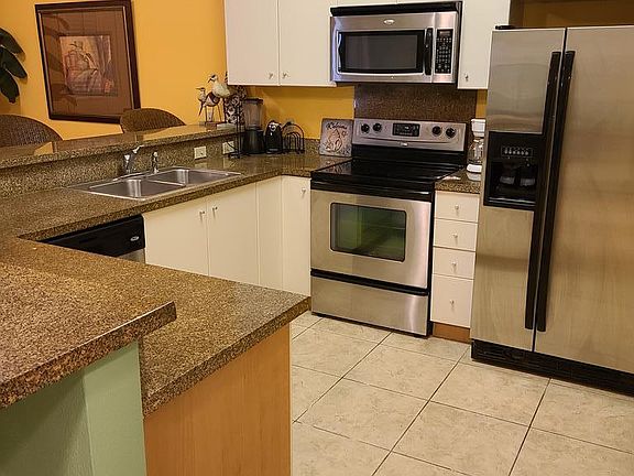 5th image of 6410 Padre Blvd #106