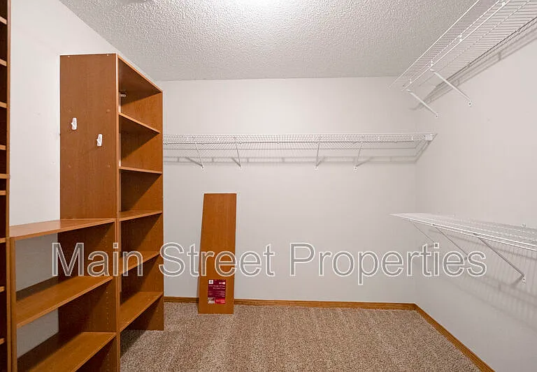 5320 Powrie Dr — Photo 15