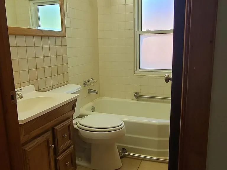 26600 Rose Rd — Photo 10