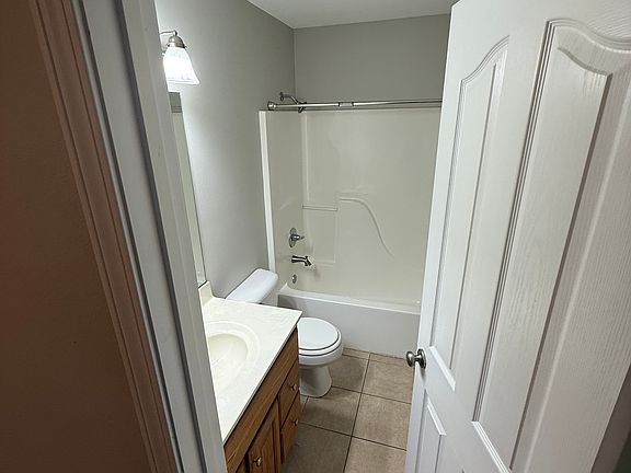 5th image of 2816 Larkspur Ct