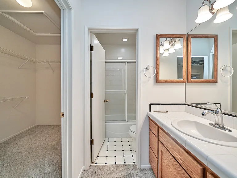 4820 Hampton Rd — Photo 39