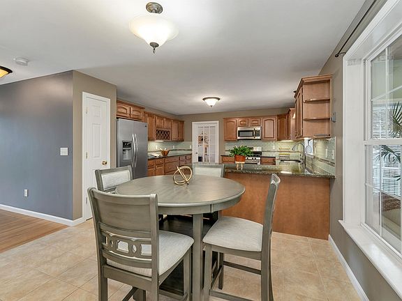 5th image of 217 Steam Mill Road