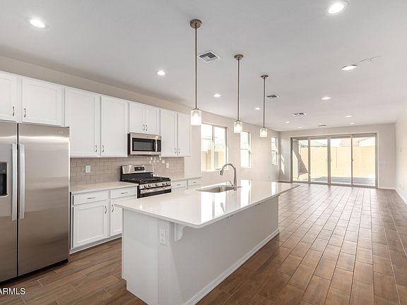 3rd image of 17826 W BLUE SKY Drive