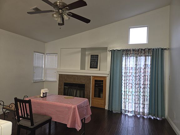 4th image of 9516 Shoreham Ct