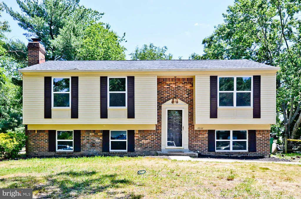 4666 Temple Ct photo 1