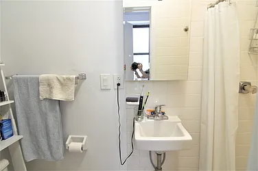 Rented by Best Apartments North Inc