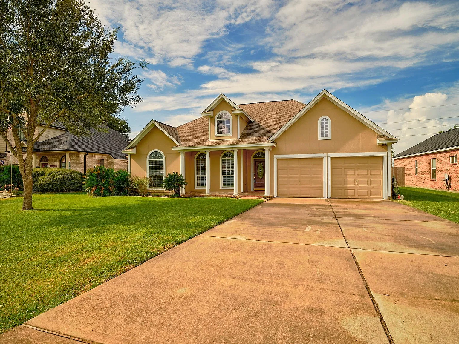 3 bed, 2.0 bath, 1816 sqft, $2,200 — Photo 4