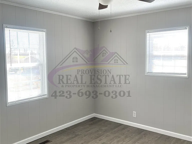 925 Lowery St NE — Photo 5