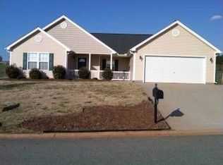 19 Regional Dr, Greer, SC 29651