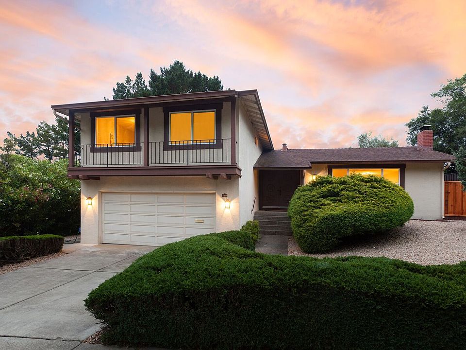 1st image of 7655 Surrey Ln