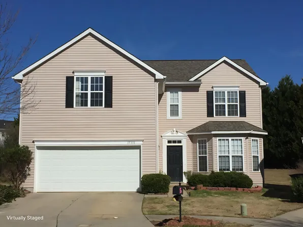 17311 Brightstone Ct, Charlotte, NC 28277