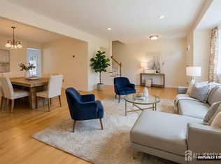 10Q Dayton Way, Dayton, NJ 08810