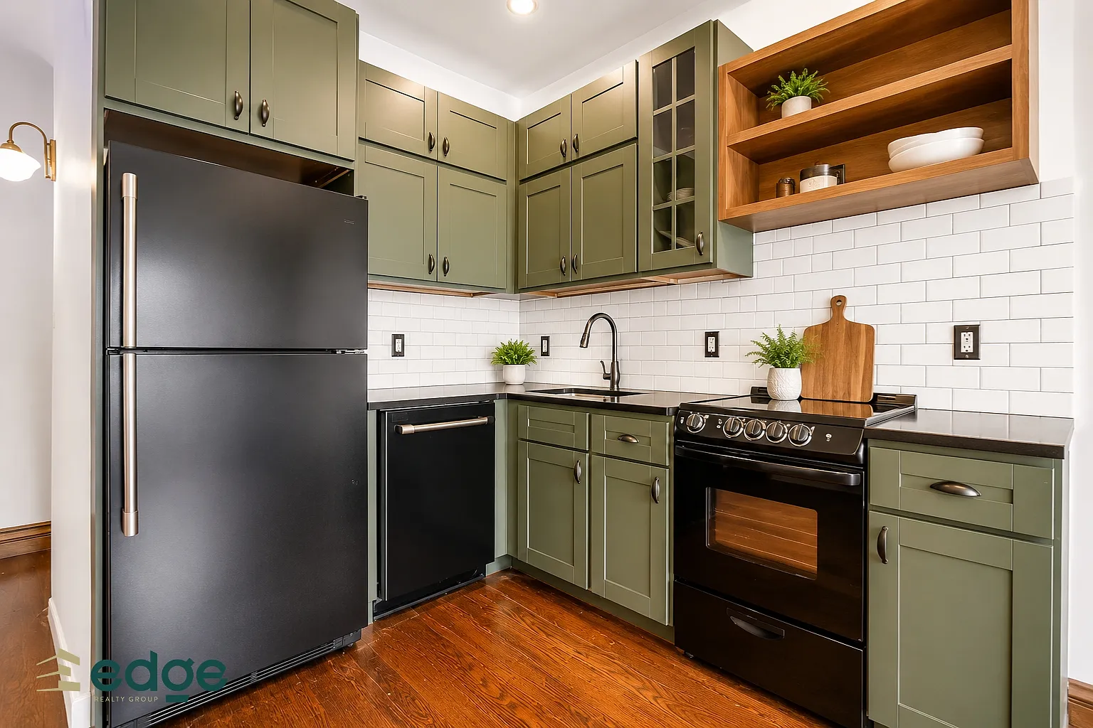 871 Grand Street — Photo 3