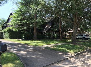 2807 Pepper Wood Dr, Sugar Land, TX 77479