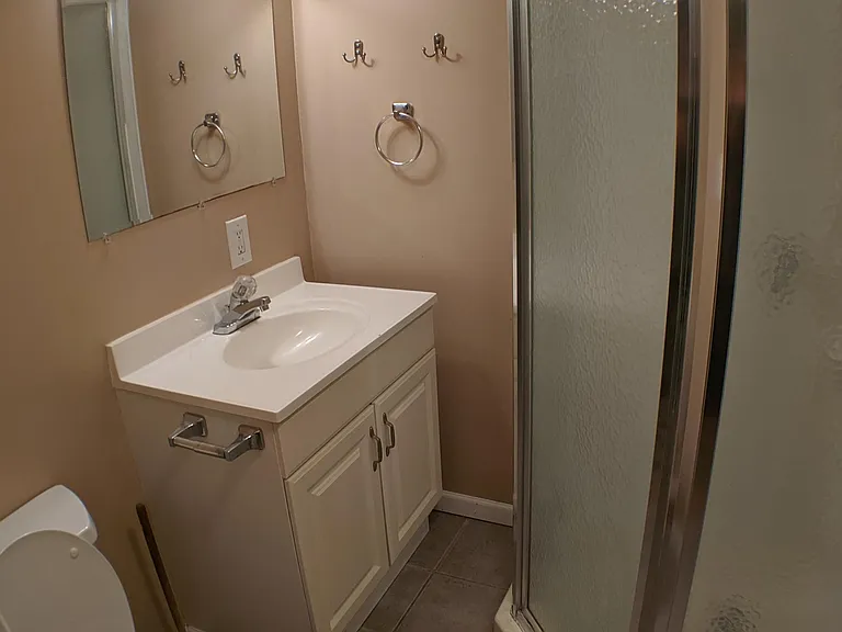 536 Gross St — Photo 14