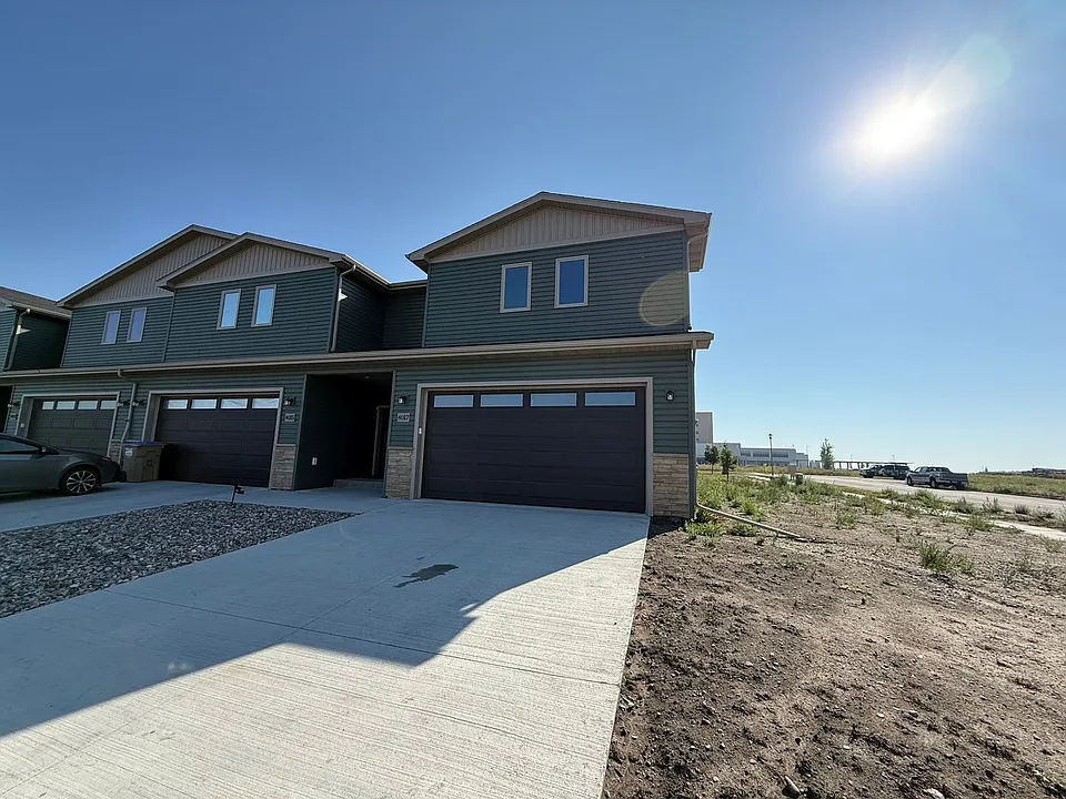 4017 Crossing St SW