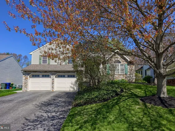 105 Plumeria Pl, Lancaster, PA 17602