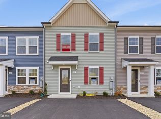 127 Courthouse Dr, Martinsburg, WV 25404