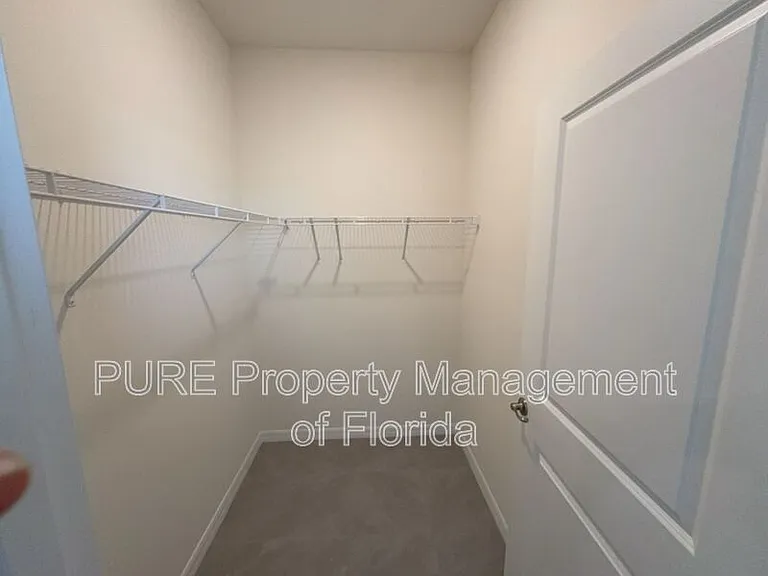 4122 NW 48th Terrace Rd — Photo 32