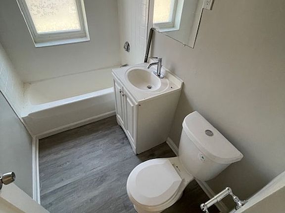 2nd image of 230 Fort Pleasant Avenue Warner St #62-2L