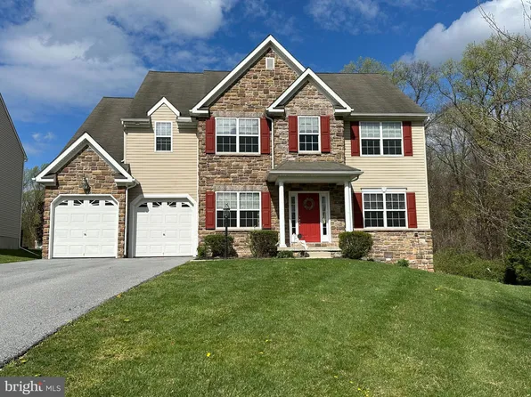 153 Janine Way, West Grove, PA 19390