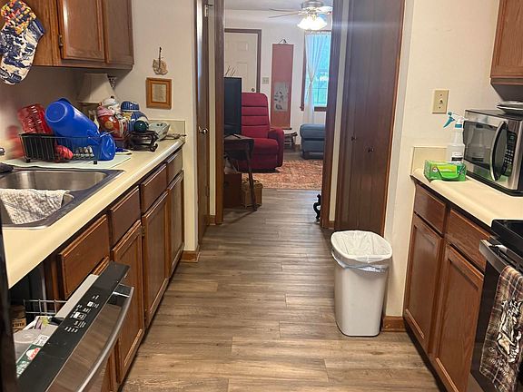 3rd image of 2706 Oak Meadow Pl