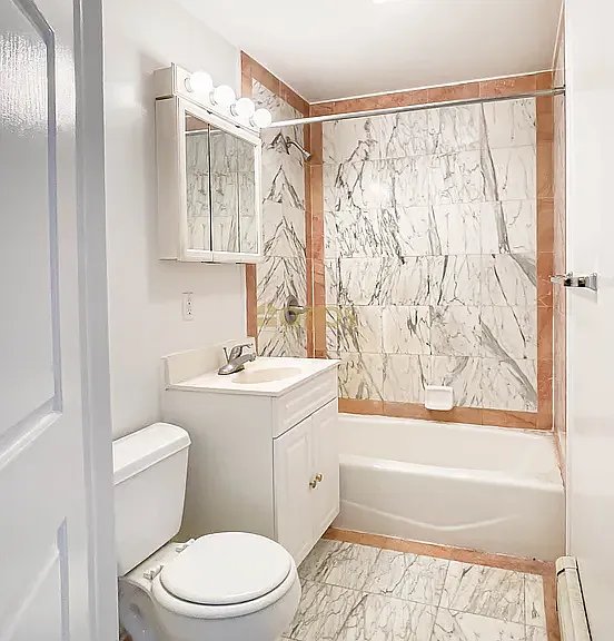 539 E 6th St #4D — Photo 6