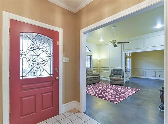 3rd image of 704 Bowman St