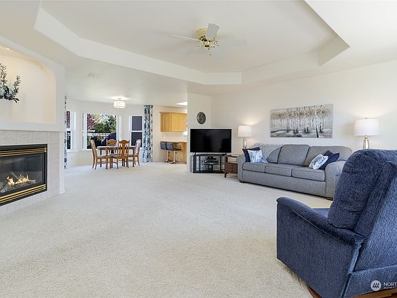 5th image of 27 Sullivan Place