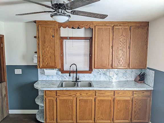 5th image of 217 Three Square Hollow Rd