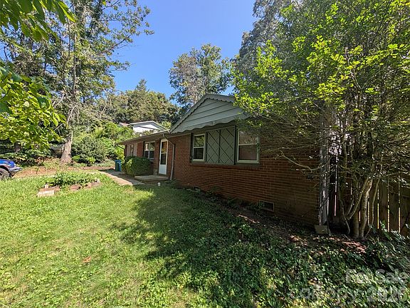 2nd image of 202 Melody Cir