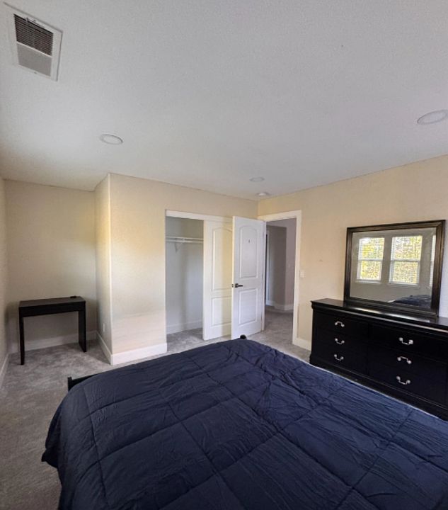 1st image of 660 Greg Thatch Cir #1