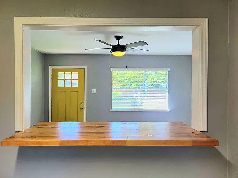 10700 Plains Trl #1 — Photo 8