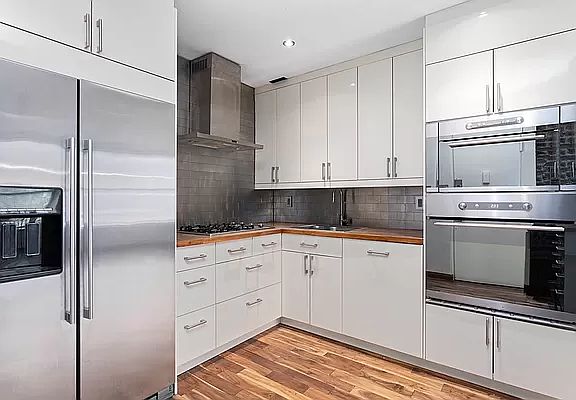 3rd image of 421 Avenue C APT 1D